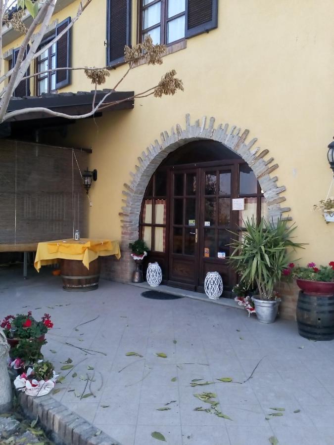 Agriturismo San Martino Castiglione Tinella Εξωτερικό φωτογραφία